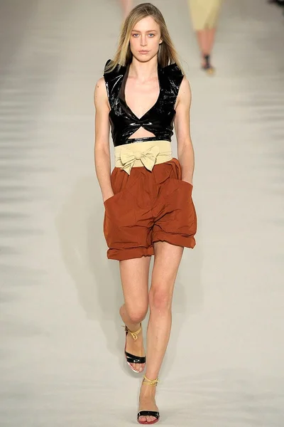 Look 26